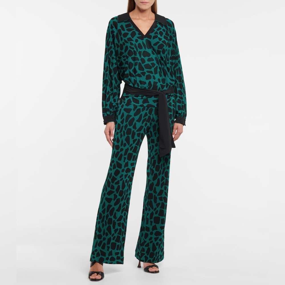 DIANE VON FURSTENBERG NWT Viole shirred printed jersey blouse Sz Large $388 MSRP - Picture 8 of 16